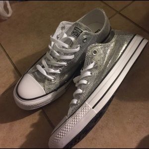 Converse Chuck Taylor sequin low tops